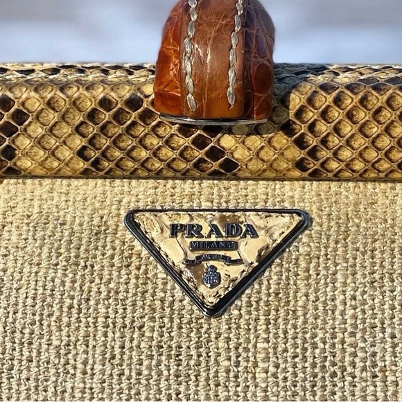 PRADA 2010 python canvas handbag 👝 - Picture 7 of 10